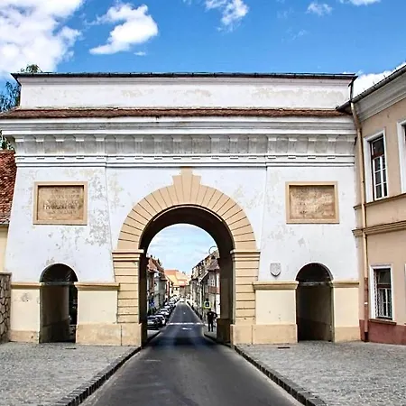 35 Old Town Kronstadt *