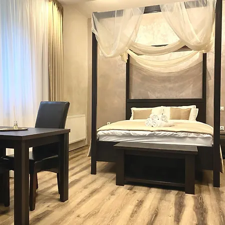 35 Apartment